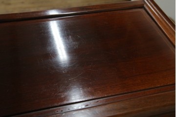 和製ビンテージ　花梨(カリン)材　螺鈿(ラデン)　象嵌入り　上品な佇まいで和の雰囲気を引き立てる飾り棚　(R-078955)