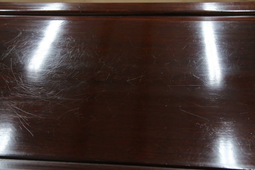 和製ビンテージ　花梨(カリン)材　螺鈿(ラデン)　象嵌入り　上品な佇まいで和の雰囲気を引き立てる飾り棚　(R-078955)