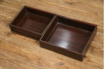 和製ビンテージ　花梨(カリン)材　螺鈿(ラデン)　象嵌入り　上品な佇まいで和の雰囲気を引き立てる飾り棚(収納棚、戸棚、茶棚、違い棚、ヴィンテージ)(R-078955)
