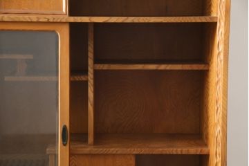 和製ビンテージ　美品　屋久杉　優しい色合いと杢目が魅力的な茶箪笥(茶タンス、収納棚、戸棚、茶棚、飾り棚、キャビネット、ヴィンテージ)(定価約30万円)(R-078956)