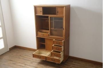 和製ビンテージ　美品　屋久杉　優しい色合いと杢目が魅力的な茶箪笥(茶タンス、収納棚、戸棚、茶棚、飾り棚、キャビネット、ヴィンテージ)(定価約30万円)(R-078956)