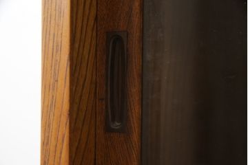 中古　伝統民芸　岩谷堂箪笥　力強い杢目と金具が迫力のある茶棚(茶箪笥、収納棚、戸棚、食器棚、引き出し、上下バラ売り可能)(R-078957)