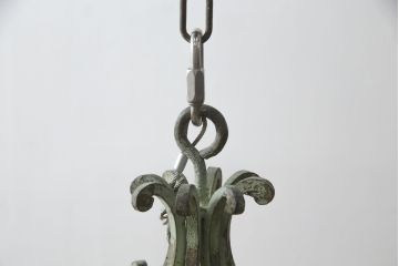 フランスアンティーク　ロートアイアン製　華やかな装飾が目を引くキャンドルシャンデリア(キャンドルスタンド、蝋燭台、ろうそく立て、天井照明、吊り下げ照明、ペンダントライト)(R-078961)
