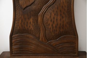 中古　美品　軽井沢彫り　牡丹　葡萄(ブドウ)　贅沢な総彫り仕上げのダイニングチェア4脚セット(板座チェア、アームレスチェア、椅子、イス)(R-078964)
