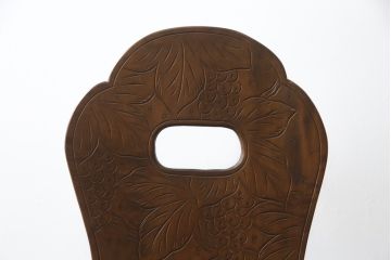 中古　美品　軽井沢彫り　牡丹　葡萄(ブドウ)　贅沢な総彫り仕上げのダイニングチェア4脚セット(板座チェア、アームレスチェア、椅子、イス)(R-078964)