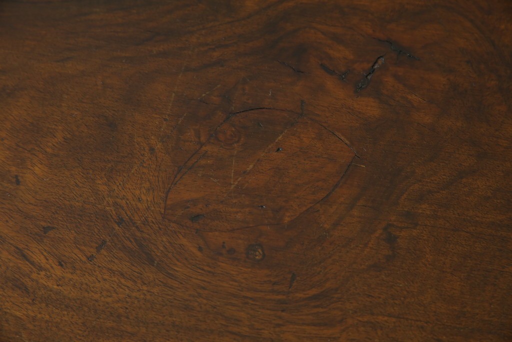 イギリスアンティーク　ウォルナット材の落ち着いた色味が素敵な猫脚コンソールデスク　(R-078971)