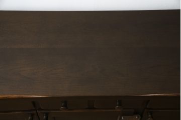 中古　美品　KASHIWA(柏木工)　オーク材　WILDERNESS(ウィルダネス)シリーズ　K139　自然な丸みを帯びた美しいフォルムが印象的なローボード(サイドボード、サイドキャビネット、戸棚、収納棚、食器棚)(定価約39万円)(R-078973)