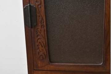 和製ビンテージ　指物工芸家具　李朝デザイン　前面桑(クワ)材　天板・側面キハダ材　可愛らしい装飾が遊び心をくすぐる小振りな収納棚　(R-078975)