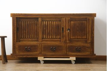 中古　高級品!!　ナラ材　上質な和の空間を演出するアンティーク調水屋箪笥サイドボード(食器棚、サイドキャビネット、茶箪笥、収納棚、戸棚)(R-078978)