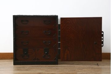 和製ビンテージ　総欅(ケヤキ)材　意匠を凝らした重厚な金具が魅力的な大型酒田船箪笥(掛硯型、懸硯型、舟箪笥、帳箱、帳場箪笥、時代タンス、小たんす、小物収納、ヴィンテージ)(R-078980)