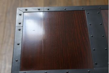 和製ビンテージ　総欅(ケヤキ)材　意匠を凝らした重厚な金具が魅力的な大型酒田船箪笥(掛硯型、懸硯型、舟箪笥、帳箱、帳場箪笥、時代タンス、小たんす、小物収納、ヴィンテージ)(R-078980)