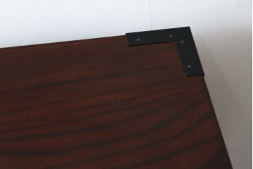 中古　美品　仙台民芸箪笥　欅産業　意匠を凝らした立派な金具と美しい木目が魅力的な仙台箪笥(引き出し、収納タンス、整理箪笥、サイドチェスト)(R-078981)