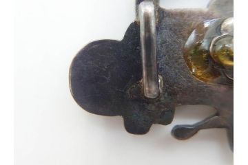 アンティーク　金工　螺鈿細工で装飾された華やかな犬張子の帯留(犬張り子、和装小物、着物道具、帯留め、狛犬、毬、扇子)(R-078990)
