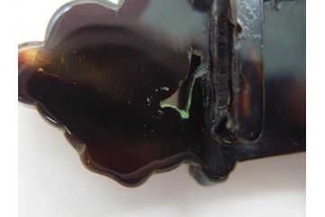 アンティーク　梅に扇　鼈甲(ベッコウ)　螺鈿　繊細な吉祥文様が魅力の帯留(帯留め、着物道具、和装小物、ブローチ、アクセサリー、扇子、べっ甲、ケース付き)(R-078992)