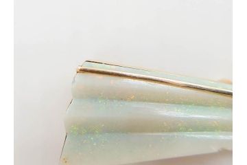 アンティーク　京都巴　K18(18金)　扇型　オパールの輝きが際立つ帯留・帯締めセット(帯留め、扇子、着物道具、和装小物、アクセサリー、ケース付き)(R-078994)