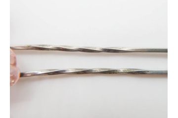 アンティーク　金蒔絵　螺鈿　紅水晶(ローズクォーツ)　テイストの違う花のデザインが楽しめる簪2本セット(花、フラワー、かんざし、和装小物、髪飾り、アクセサリー)(R-079002)