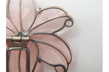 アンティーク　金蒔絵　螺鈿　紅水晶(ローズクォーツ)　テイストの違う花のデザインが楽しめる簪2本セット(花、フラワー、かんざし、和装小物、髪飾り、アクセサリー)(R-079002)