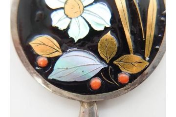 アンティーク　金蒔絵　螺鈿　紅水晶(ローズクォーツ)　テイストの違う花のデザインが楽しめる簪2本セット(花、フラワー、かんざし、和装小物、髪飾り、アクセサリー)(R-079002)