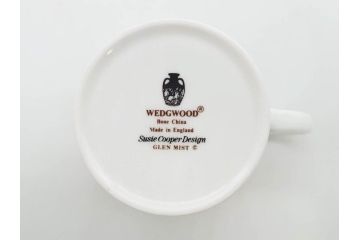 イギリス　WEDGWOOD(ウェッジウッド)　Susie Cooper(スージー・クーパー)　GLEN MIST(グレンミスト)　シックな色合いが魅力のカップ&ソーサー4客セット(花、フラワー、C&S、皿、磁器、洋食器、ボーンチャイナ、英国)(R-079004)