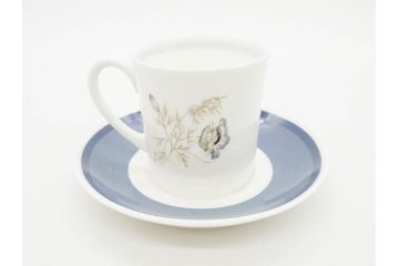 イギリス　WEDGWOOD(ウェッジウッド)　Susie Cooper(スージー・クーパー)　GLEN MIST(グレンミスト)　シックな色合いが魅力のカップ&ソーサー4客セット(花、フラワー、C&S、皿、磁器、洋食器、ボーンチャイナ、英国)(R-079004)
