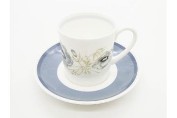 イギリス　WEDGWOOD(ウェッジウッド)　Susie Cooper(スージー・クーパー)　GLEN MIST(グレンミスト)　シックな色合いが魅力のカップ&ソーサー4客セット(花、フラワー、C&S、皿、磁器、洋食器、ボーンチャイナ、英国)(R-079004)