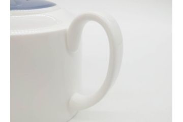 イギリス　WEDGWOOD(ウェッジウッド)　Susie Cooper(スージー・クーパー)　GLEN MIST(グレンミスト)　ティータイムを充実させるティーポッド&クリーマー(花、フラワー、ミルクジャー、ミルクポット、磁器、洋食器、ボーンチャイナ、英国)(R-079006)