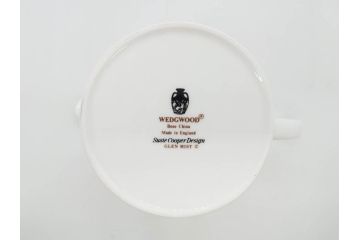 イギリス　WEDGWOOD(ウェッジウッド)　Susie Cooper(スージー・クーパー)　GLEN MIST(グレンミスト)　ティータイムを充実させるティーポッド&クリーマー(花、フラワー、ミルクジャー、ミルクポット、磁器、洋食器、ボーンチャイナ、英国)(R-079006)