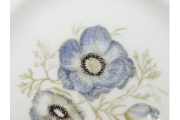 イギリス　WEDGWOOD(ウェッジウッド)　Susie Cooper(スージー・クーパー)　GLEN MIST(グレンミスト)　繊細に描写された花のデザインが印象的なプレート4枚セット(花、フラワー、中皿、磁器、洋食器、ボーンチャイナ、英国)(R-079008)