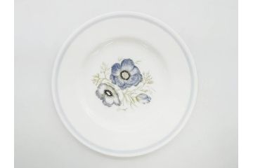 イギリス　WEDGWOOD(ウェッジウッド)　Susie Cooper(スージー・クーパー)　GLEN MIST(グレンミスト)　繊細に描写された花のデザインが印象的なプレート4枚セット(花、フラワー、中皿、磁器、洋食器、ボーンチャイナ、英国)(R-079008)