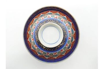 江戸〜明治期　古伊万里　こうもり　約11cm　3.6寸　繊細な絵付けに匠の技が感じられる蓋付き茶碗3客セット(花、蝙蝠、色絵染付、蓋茶碗、金彩、金襴手、器、どんぶり、陶器、和食器、三寸六分)(R-079010)