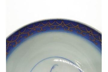 江戸〜明治期　古伊万里　こうもり　約11cm　3.6寸　繊細な絵付けに匠の技が感じられる蓋付き茶碗3客セット(花、蝙蝠、色絵染付、蓋茶碗、金彩、金襴手、器、どんぶり、陶器、和食器、三寸六分)(R-079010)