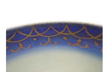 江戸〜明治期　古伊万里　こうもり　約11cm　3.6寸　繊細な絵付けに匠の技が感じられる蓋付き茶碗3客セット(花、蝙蝠、色絵染付、蓋茶碗、金彩、金襴手、器、どんぶり、陶器、和食器、三寸六分)(R-079010)