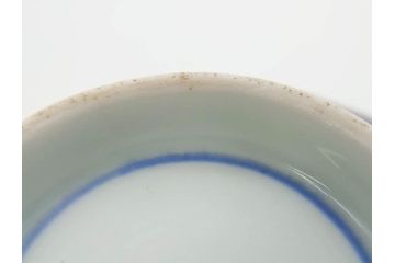 江戸〜明治期　古伊万里　こうもり　約11cm　3.6寸　繊細な絵付けに匠の技が感じられる蓋付き茶碗3客セット(花、蝙蝠、色絵染付、蓋茶碗、金彩、金襴手、器、どんぶり、陶器、和食器、三寸六分)(R-079010)