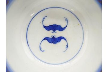 江戸〜明治期　古伊万里　こうもり　約11cm　3.5寸　鮮やかな色彩が魅力的な蓋付き茶碗5客セット(花、蝙蝠、色絵染付、蓋茶碗、金彩、金襴手、器、どんぶり、陶器、和食器、三寸五分)(R-079011)