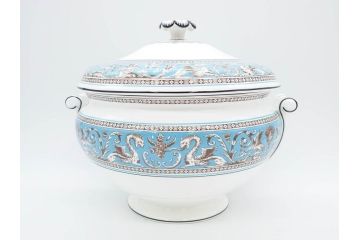 イギリス　WEDGWOOD(ウェッジウッド)　FLORENTINE TURQUOISE(フロレンティーン ターコイズ)　クラシックなデザインの気品あふれるチュリーン(グロテスク文様、フルーツ、果物、チューリン、スープボウル、ふかひれ皿、ポット、蓋付き、洋食器、英国)(R-079013)