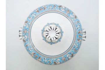 イギリス　WEDGWOOD(ウェッジウッド)　FLORENTINE TURQUOISE(フロレンティーン ターコイズ)　クラシックなデザインの気品あふれるチュリーン(グロテスク文様、フルーツ、果物、チューリン、スープボウル、ふかひれ皿、ポット、蓋付き、洋食器、英国)(R-079013)