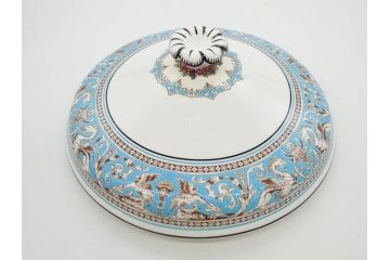 イギリス　WEDGWOOD(ウェッジウッド)　FLORENTINE TURQUOISE(フロレンティーン ターコイズ)　クラシックなデザインの気品あふれるチュリーン(グロテスク文様、フルーツ、果物、チューリン、スープボウル、ふかひれ皿、ポット、蓋付き、洋食器、英国)(R-079013)