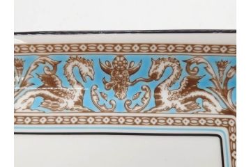 イギリス　WEDGWOOD(ウェッジウッド)　FLORENTINE TURQUOISE(フロレンティーン ターコイズ)　重厚感のあるデザインが魅力のオーバルプレート・サンドイッチトレー2枚セット(グロテスク文様、フルーツ、果物、お盆、トレイ、皿、スクエアプレート、洋食器、英国)(R-079014)
