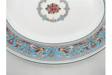 イギリス　WEDGWOOD(ウェッジウッド)　FLORENTINE TURQUOISE(フロレンティーン ターコイズ)　重厚感のあるデザインが魅力のオーバルプレート・サンドイッチトレー2枚セット(グロテスク文様、フルーツ、果物、お盆、トレイ、皿、スクエアプレート、洋食器、英国)(R-079014)