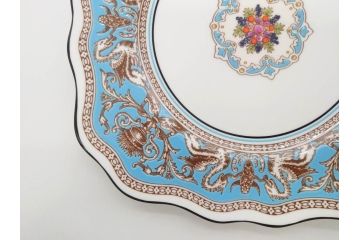 イギリス　WEDGWOOD(ウェッジウッド)　FLORENTINE TURQUOISE(フロレンティーン ターコイズ)　フォーマルで食卓が華やぐスーププレート2枚&スクエアプレート1枚セット(グロテスク文様、フルーツ、果物、スープ皿、変形皿、洋食器、英国)(R-079015)