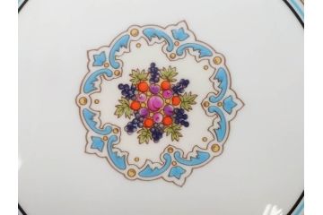 イギリス　WEDGWOOD(ウェッジウッド)　FLORENTINE TURQUOISE(フロレンティーン ターコイズ)　フォーマルで食卓が華やぐスーププレート2枚&スクエアプレート1枚セット(グロテスク文様、フルーツ、果物、スープ皿、変形皿、洋食器、英国)(R-079015)