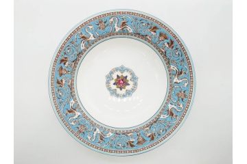 イギリス　WEDGWOOD(ウェッジウッド)　FLORENTINE TURQUOISE(フロレンティーン ターコイズ)　フォーマルで食卓が華やぐスーププレート2枚&スクエアプレート1枚セット(グロテスク文様、フルーツ、果物、スープ皿、変形皿、洋食器、英国)(R-079015)
