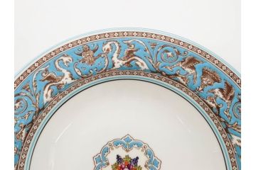 イギリス　WEDGWOOD(ウェッジウッド)　FLORENTINE TURQUOISE(フロレンティーン ターコイズ)　フォーマルで食卓が華やぐスーププレート2枚&スクエアプレート1枚セット(グロテスク文様、フルーツ、果物、スープ皿、変形皿、洋食器、英国)(R-079015)