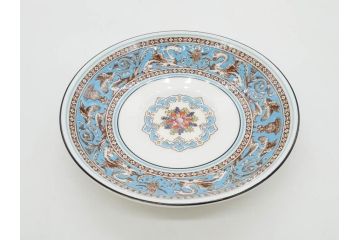 イギリス　WEDGWOOD(ウェッジウッド)　FLORENTINE TURQUOISE(フロレンティーン ターコイズ)　優雅な一時を過ごせるトリオセット2客&カップ&ソーサー1客セット(グロテスク文様、フルーツ、果物、C&S、プレート、皿、洋食器、英国)(R-079016)