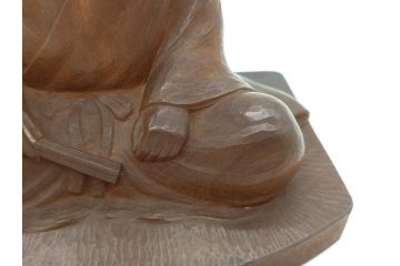 木彫　丹念に彫られ粛然たる佇まいが伝わってくる利休像(古美術、坐像、木製、彫刻、茶人、茶道具、置物、ディスプレイ、共箱付き、在銘作家物)(R-079018)