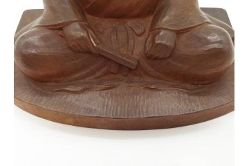 木彫　丹念に彫られ粛然たる佇まいが伝わってくる利休像(古美術、坐像、木製、彫刻、茶人、茶道具、置物、ディスプレイ、共箱付き、在銘作家物)(R-079018)