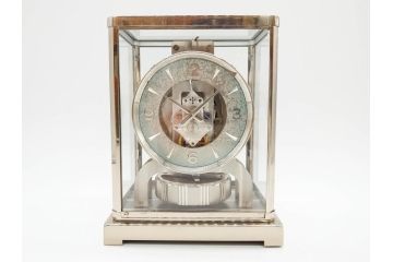 スイス　JAEGER-LECOULTRE(ジャガー・ルクルト)　ATMOS(アトモス)　METAL CALIBER 526-5　スタイリッシュなデザインと機能性を兼ね備えた置き時計(空気時計、ガス、半永久、使用説明書付き)(R-079019)