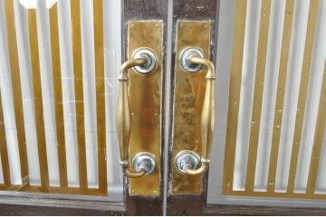 アンティーク建具　総ナラ材　レトロな雰囲気漂う両開きドア1対2セット(ガラス扉、玄関扉)(R-079020)