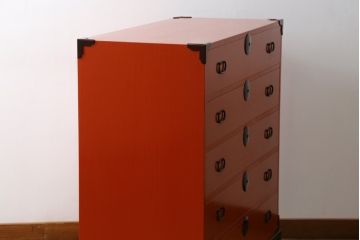 中古　広島・府中家具　松創(MATSUSO・マツソウ)　総桐(キリ)材　上品な朱塗りが目を引く雅な衣装箪笥(総桐箪笥、収納タンス、和たんす、サイドボード、サイドチェスト、引き出し)(定価推定約200万円)(R-079023)