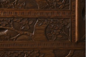 中古　美品　軽井沢彫り　満開の桜の彫刻をあしらった優美なドレッシングチェスト(ドレッサー、鏡台、引き出し、化粧台、サイドチェスト)(R-079024)